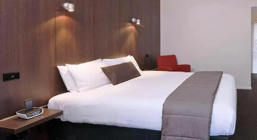 ***  The Riccarton Hotel Christchurch New Zealand